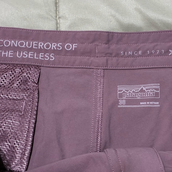 Patagonia Wayfarer Hybrid Walk Shorts Evening Mauve Men's 38 - Picture 4 of 9
